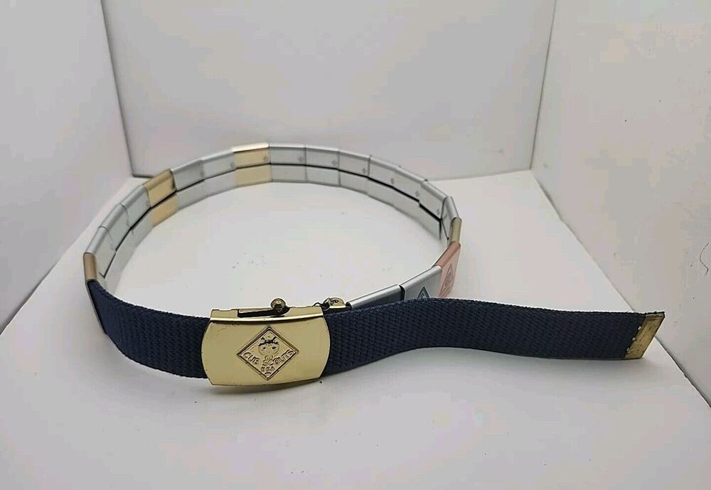 BSA Cub Scout Belt w/ Brass Buckle & 19 Merit Badges Adventure Loop Slides 31 in